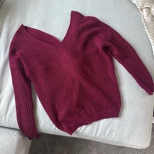 Francesca’s V-Neck Burgundy Sweater with twist back